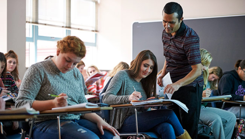 Students-professor-classroom.png