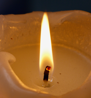 $news.imageDescription Covid-19 Candlelight Vigil to be Held